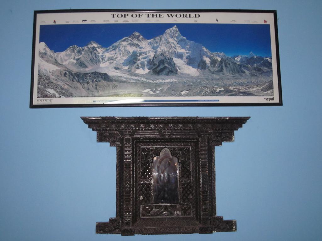 Hotel Api Kathmandu Exteriör bild