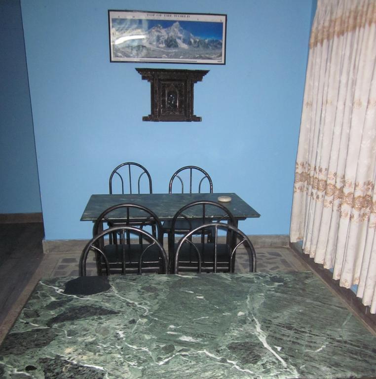 Hotel Api Kathmandu Exteriör bild