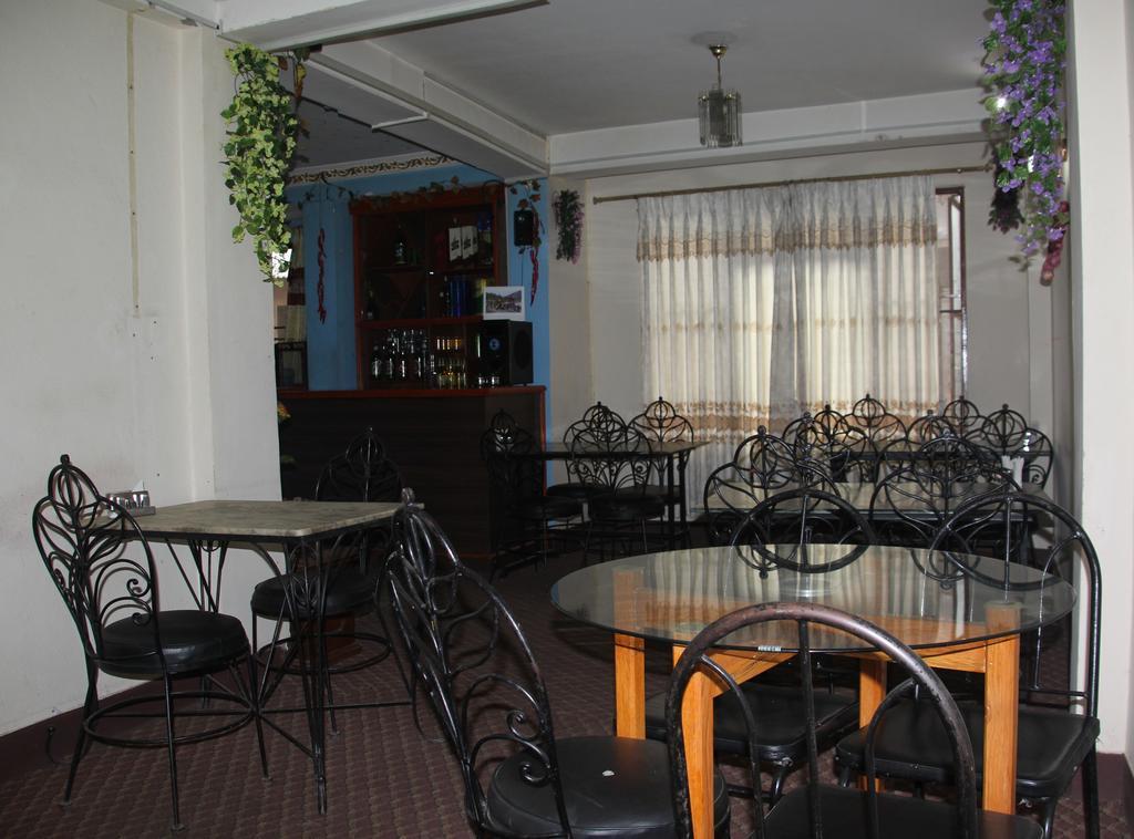 Hotel Api Kathmandu Exteriör bild